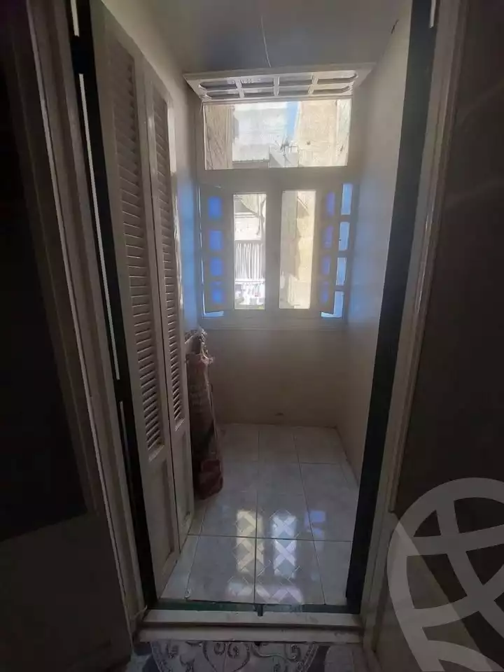 https://aqarmap.com.eg/ar/listing/6515748-for-sale-alexandria-ganaklis