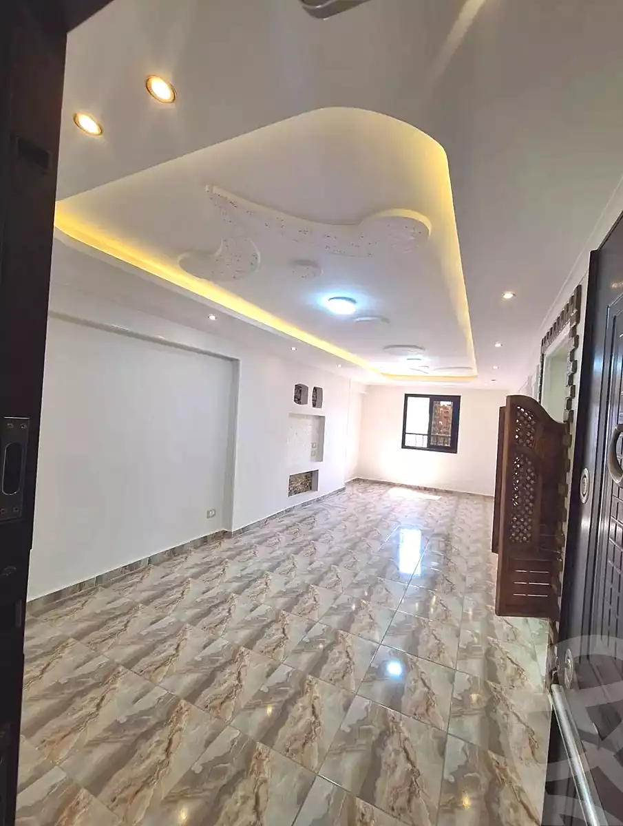 https://aqarmap.com.eg/ar/listing/6517785-for-sale-alexandria-sydy-bshr-sydy-bshr-bhry-shr-mhmwd-l-yswy