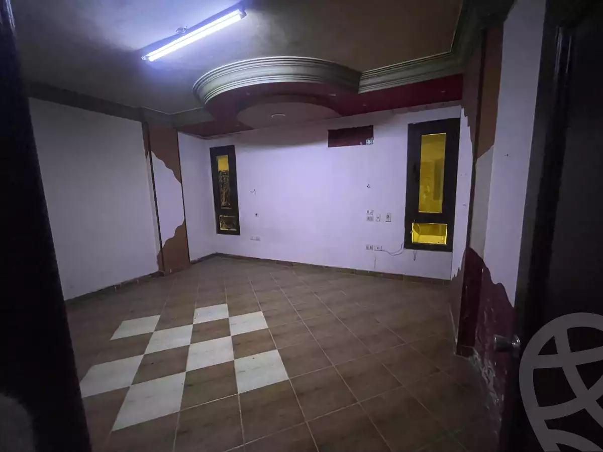 https://aqarmap.com.eg/ar/listing/6518109-for-sale-cairo-madinat-el-salam-100-st