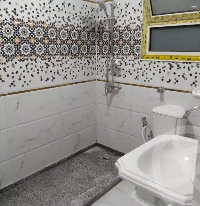 https://aqarmap.com.eg/en/listing/6520808-for-sale-alexandria-el-asafra-shr-45