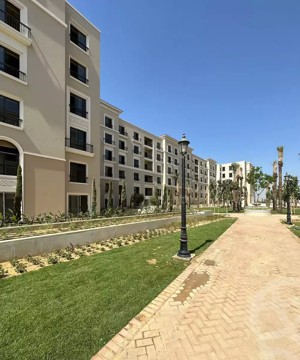 https://aqarmap.com.eg/en/listing/6521387-for-rent-cairo-el-sheikh-zayed-city-compounds-kmbwnd-fyldj-wyst-dr-llttwyr