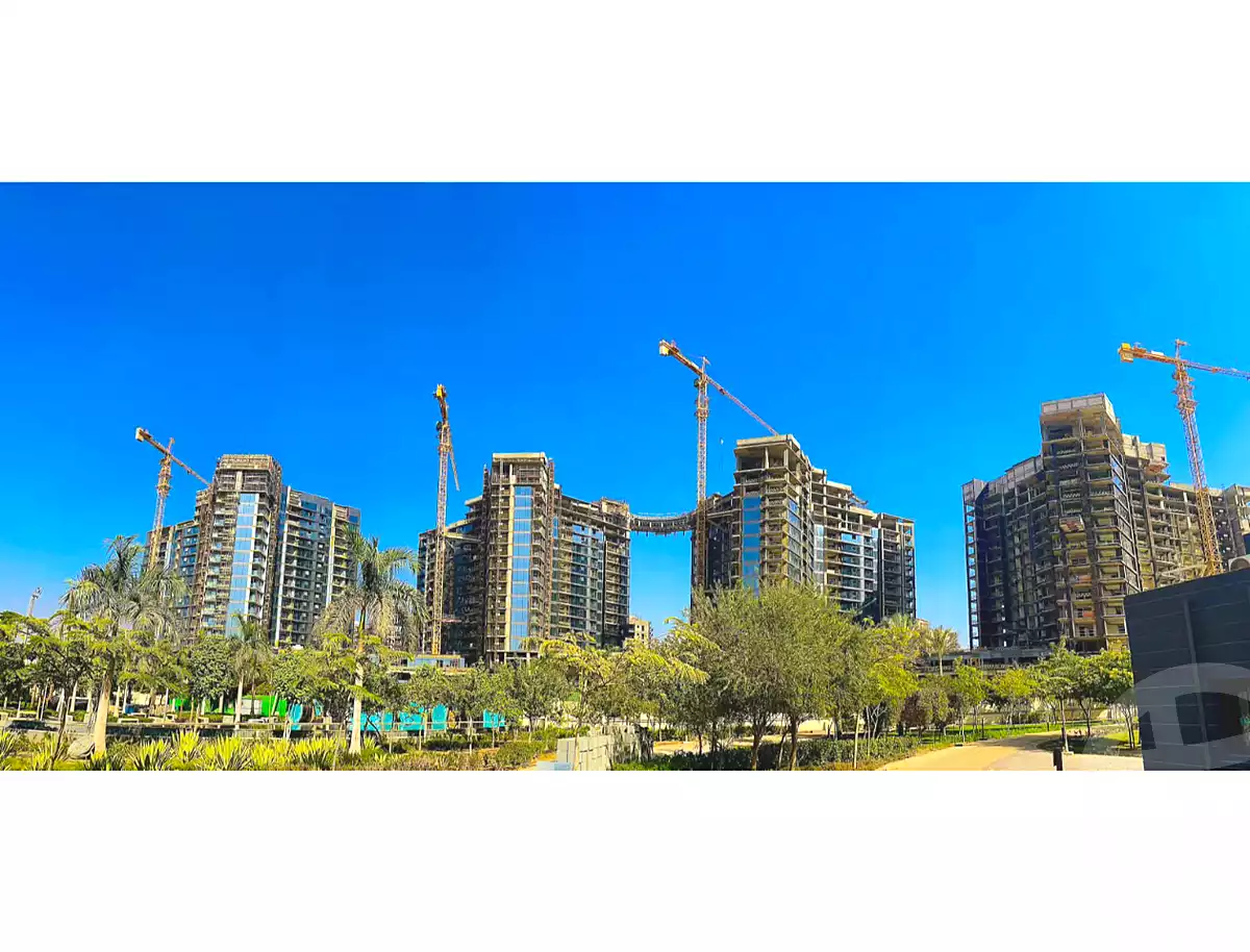 https://aqarmap.com.eg/en/listing/6521508-for-sale-cairo-el-sheikh-zayed-city-compounds-zyd-wr-llttwyr-z-tower
