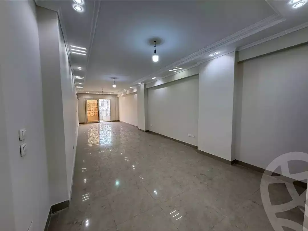 https://aqarmap.com.eg/ar/listing/6521526-for-sale-alexandria-camp-cesar-port-said-street