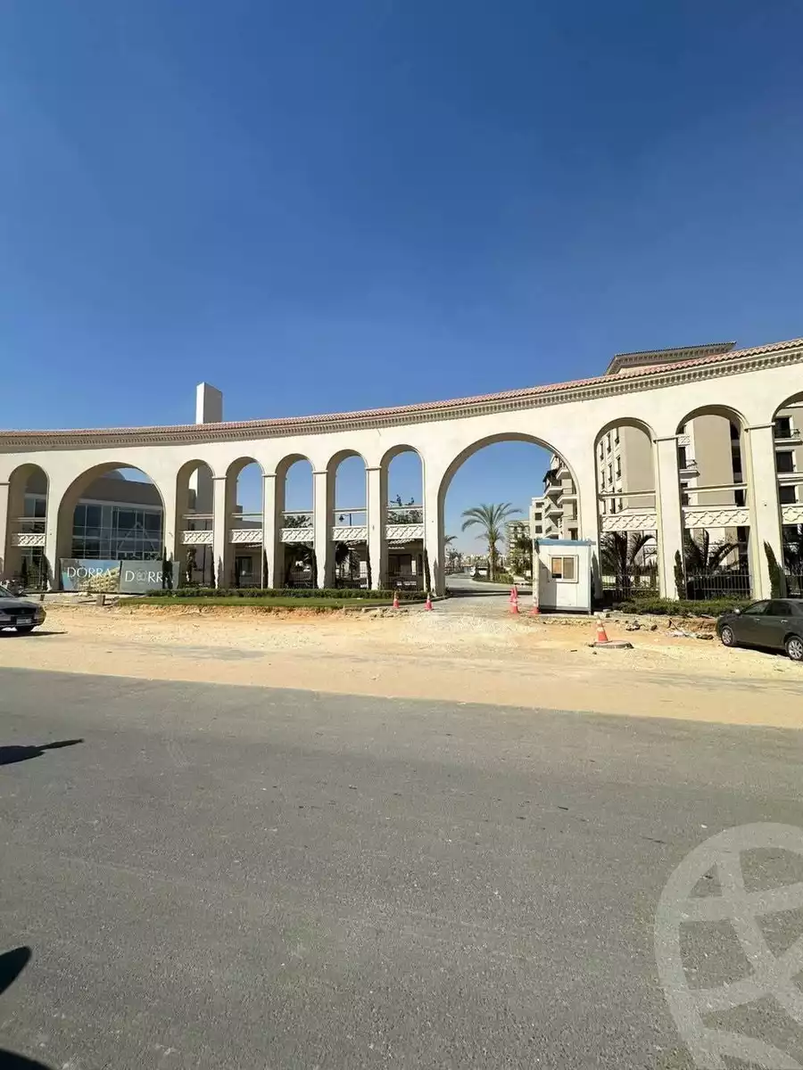 https://aqarmap.com.eg/en/listing/6522376-for-sale-cairo-el-sheikh-zayed-city-compounds-kmbwnd-fyldj-wyst-dr-llttwyr