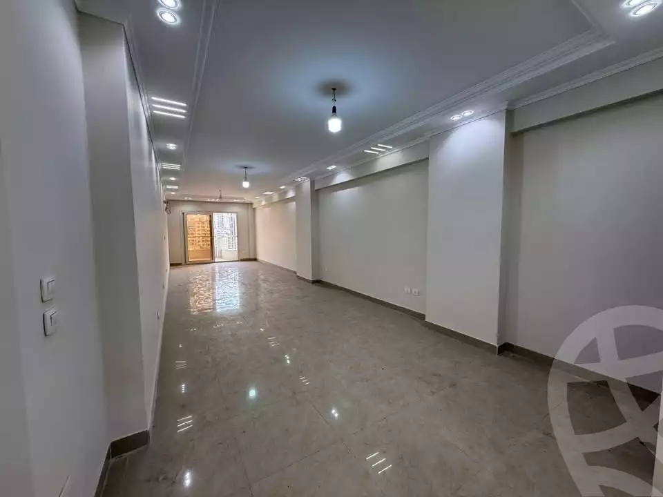 https://aqarmap.com.eg/ar/listing/6522844-for-sale-alexandria-camp-cesar-port-said-street