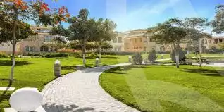 https://aqarmap.com.eg/ar/listing/6522980-for-sale-cairo-new-cairo-compounds-hyde-park-centre-ville-hyde-park