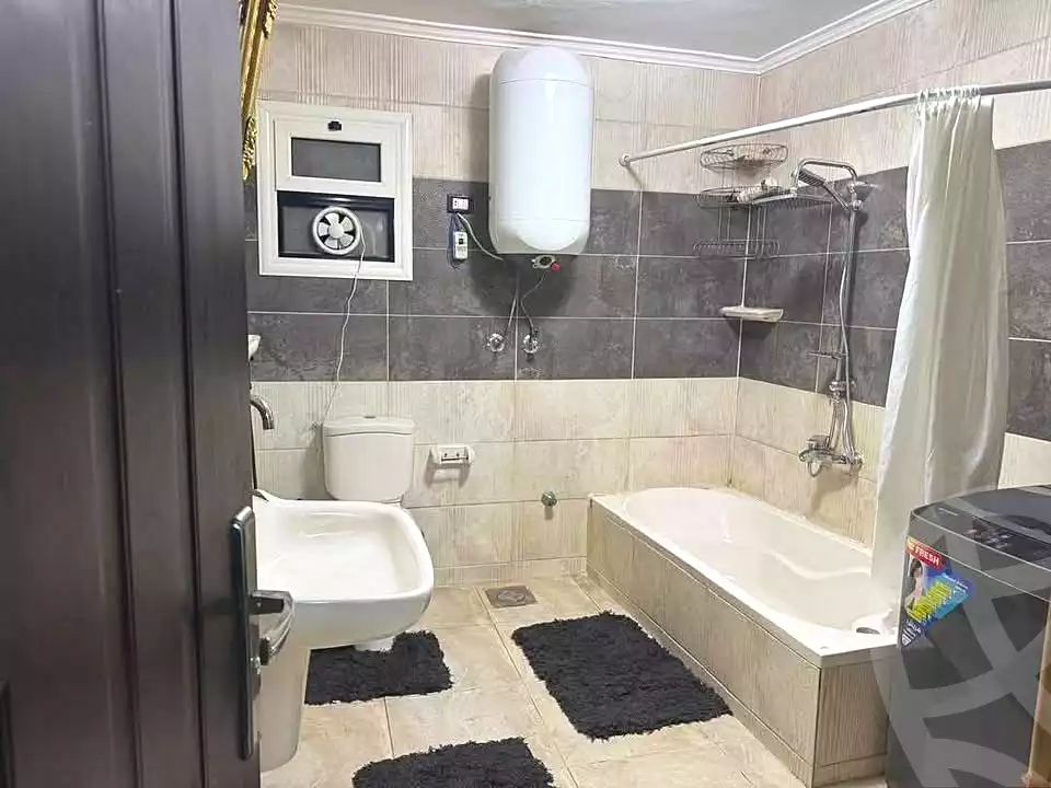 https://aqarmap.com.eg/en/listing/6523044-for-sale-cairo-ain-shams-ahmed-esmat-st