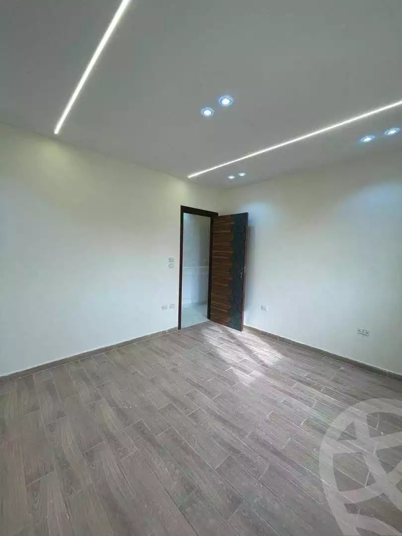 https://aqarmap.com.eg/en/listing/6524878-for-sale-cairo-6th-of-october-el-ahyaa-neighborhood-4th-neighborhood-5
