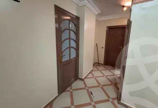 https://aqarmap.com.eg/en/listing/6525358-for-sale-cairo-helwan-sherif-st