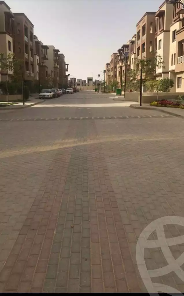https://aqarmap.com.eg/ar/listing/6525502-for-sale-cairo-el-sheikh-zayed-city-compounds-green-3
