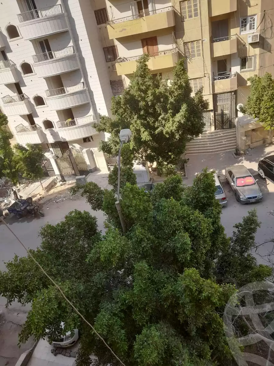 https://aqarmap.com.eg/ar/listing/6525982-for-rent-cairo-6th-of-october-el-ahyaa-neighborhood-4th-neighbourhood-1