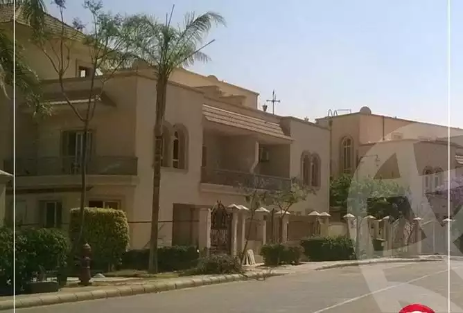https://aqarmap.com.eg/en/listing/6526468-for-sale-cairo-el-sheikh-zayed-city-compounds-greens
