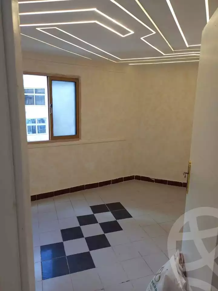 https://aqarmap.com.eg/en/listing/6526727-for-sale-alexandria-lsywf-al-saaeh-sq