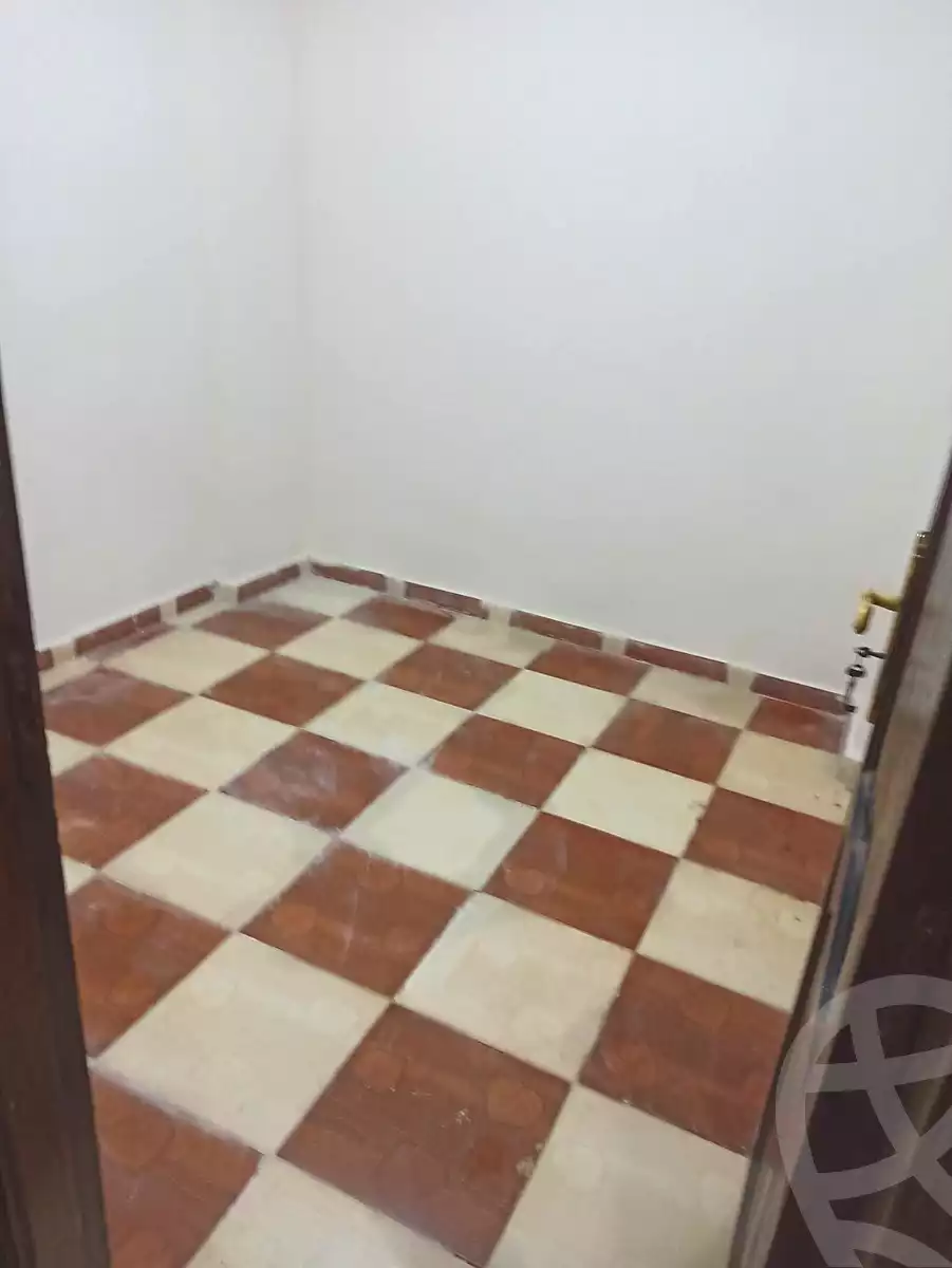 https://aqarmap.com.eg/en/listing/6527109-for-sale-alexandria-l-jmy-el-hanouvel