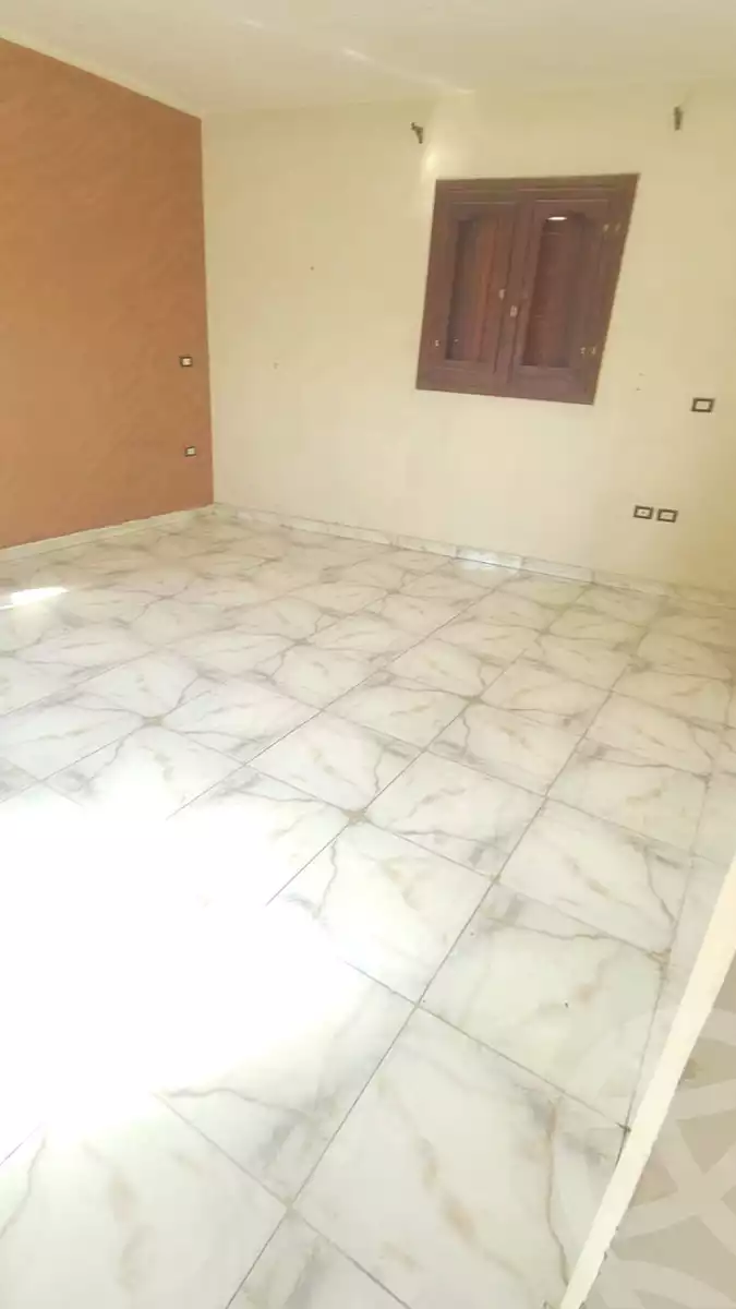 https://aqarmap.com.eg/ar/listing/6527967-for-sale-qalyubia-shubra-el-khaima-om-bayoumi