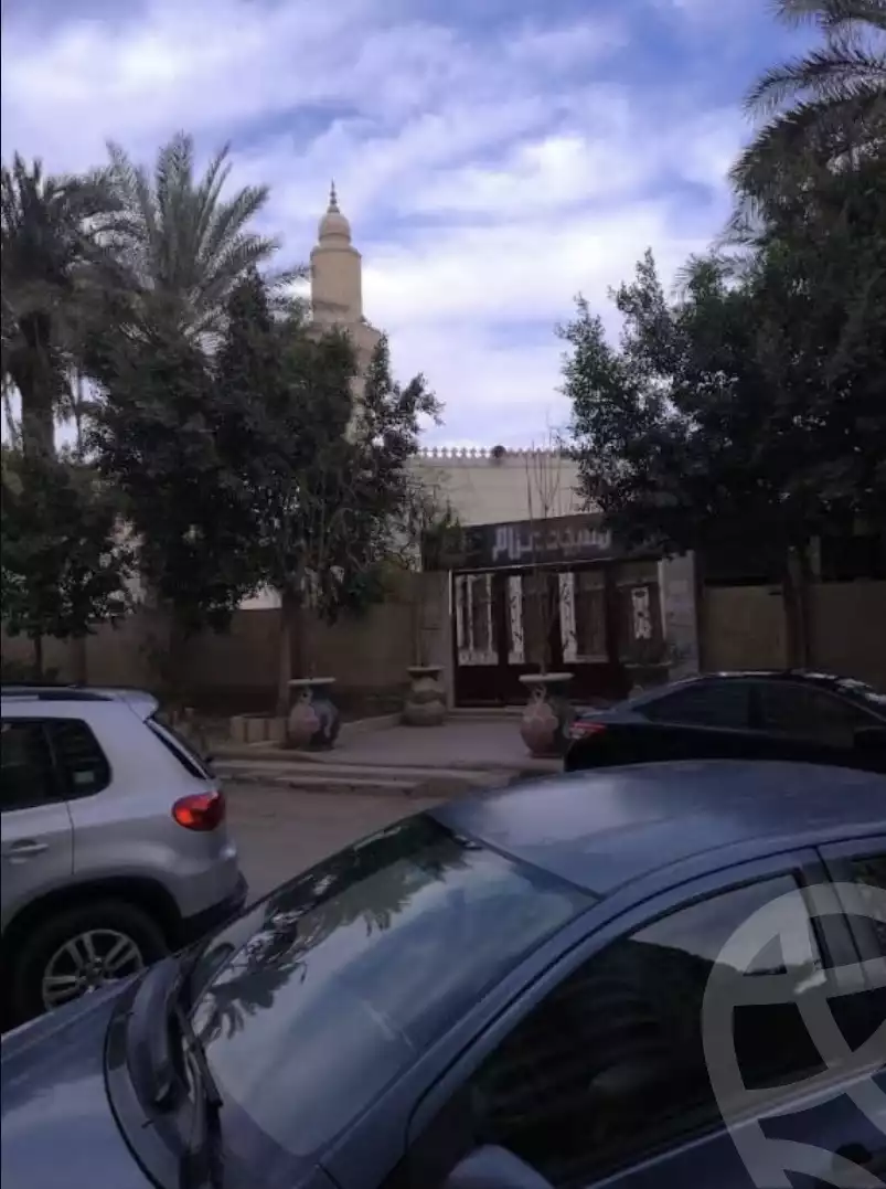 https://aqarmap.com.eg/en/listing/6528803-for-sale-cairo-helwan-hadayek-helwan-nile-corniche-st
