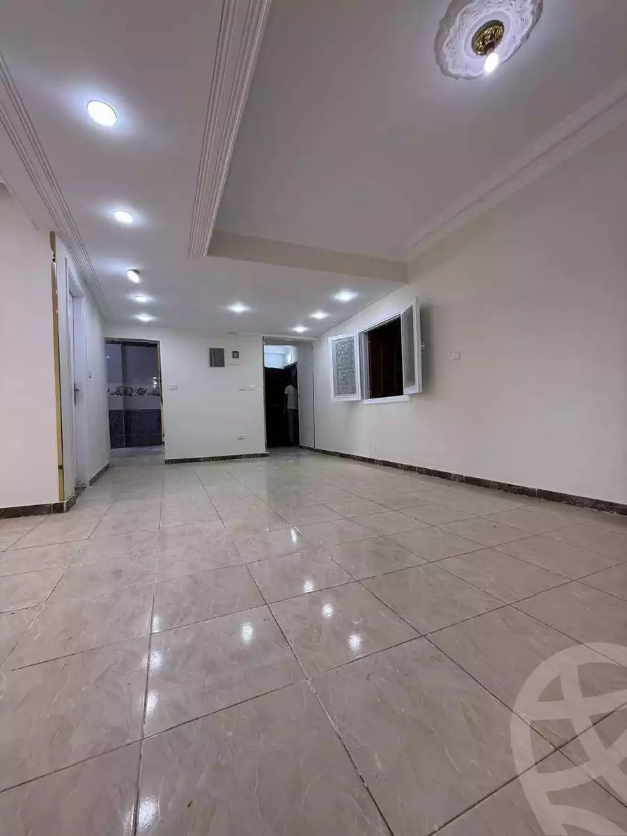 https://aqarmap.com.eg/ar/listing/6529026-for-sale-cairo-helwan-mnshy-yn-hlwn-mansour-st