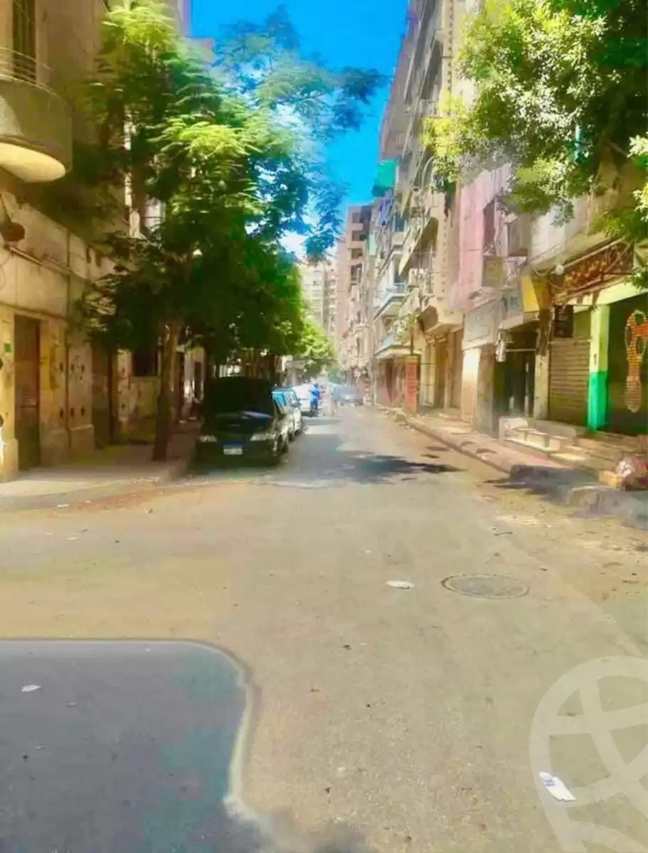 https://aqarmap.com.eg/en/listing/6530289-for-sale-cairo-hadayek-el-koba-codsi-st