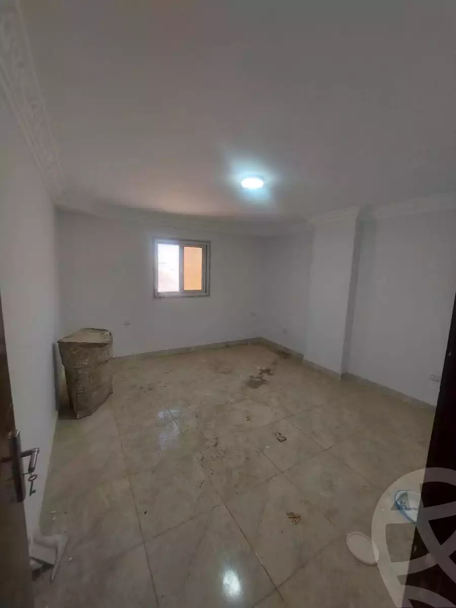 https://aqarmap.com.eg/ar/listing/6531087-for-sale-cairo-helwan-hadayek-helwan-el-shareef-st