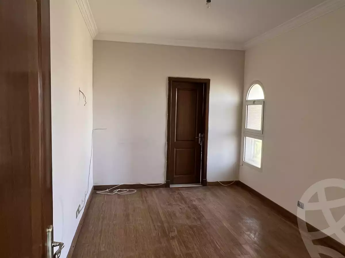 https://aqarmap.com.eg/en/listing/6532625-for-sale-cairo-new-cairo-compounds-el-deyar-mokhabarat
