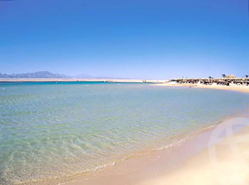 https://aqarmap.com.eg/ar/listing/6532883-for-sale-red-sea-hurghada-resorts-arc-of-soma-resort-soma-bay