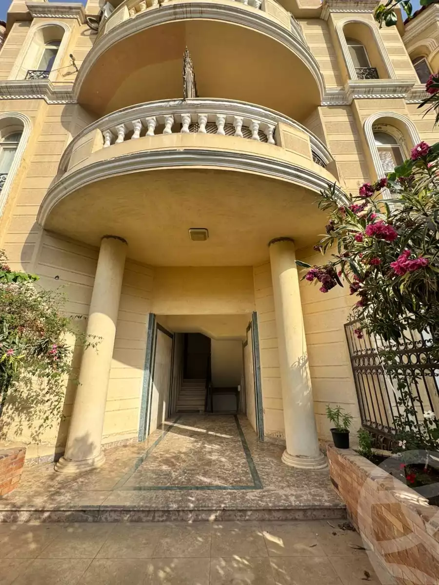 https://aqarmap.com.eg/ar/listing/6533647-for-sale-cairo-new-cairo-el-banafsg-el-banafsag-5-zakaria-ahmed-st