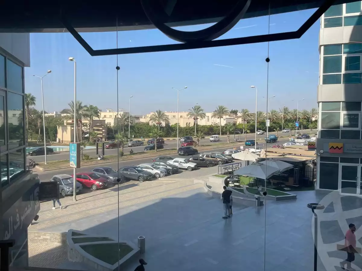 https://aqarmap.com.eg/en/listing/6535011-for-sale-cairo-el-sheikh-zayed-city-compounds-kargo-mall