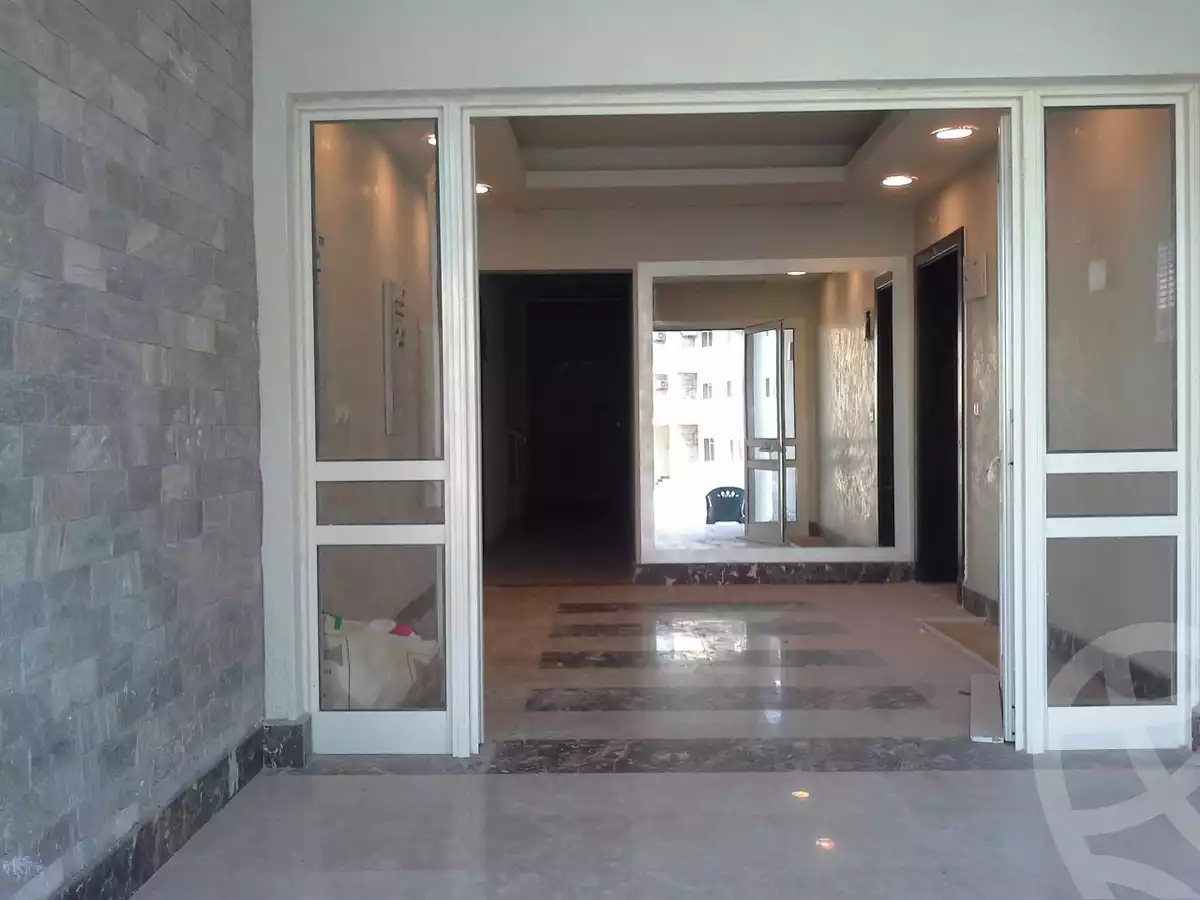 https://aqarmap.com.eg/ar/listing/6535849-for-rent-cairo-el-sheikh-zayed-city-compounds-dh-drys