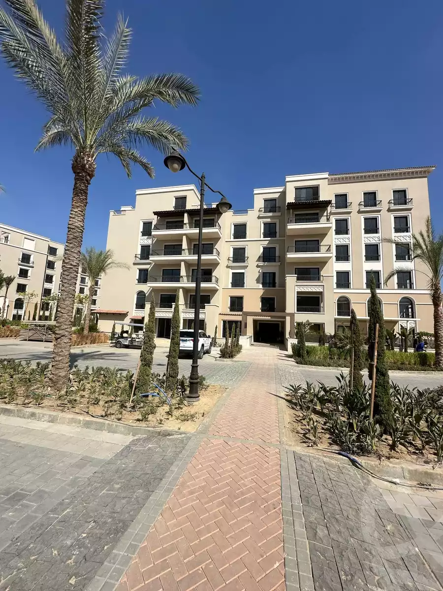 https://aqarmap.com.eg/ar/listing/6537374-for-sale-cairo-el-sheikh-zayed-city-compounds-kmbwnd-fyldj-wyst-dr-llttwyr
