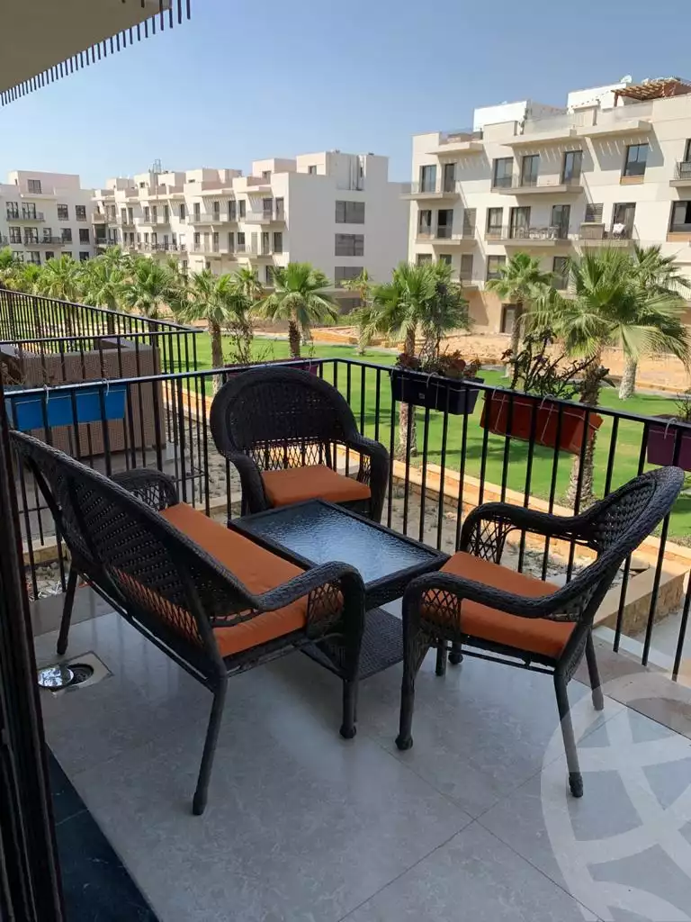 https://aqarmap.com.eg/en/listing/6537415-for-rent-cairo-el-sheikh-zayed-city-compounds-kmbwnd-wyst-twn-swdyk