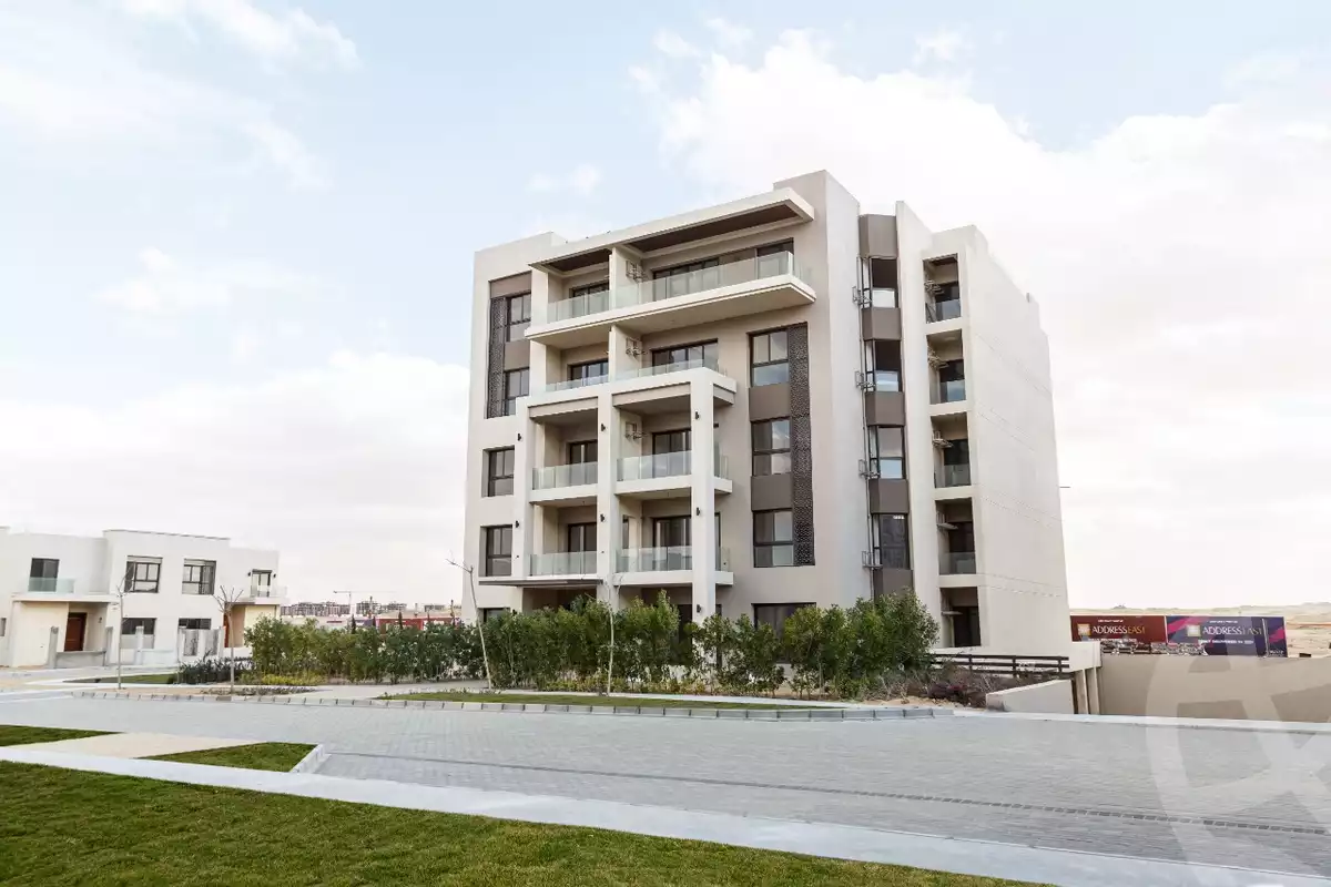 https://aqarmap.com.eg/en/listing/6537874-for-sale-cairo-el-sheikh-zayed-city-compounds-dh-drys