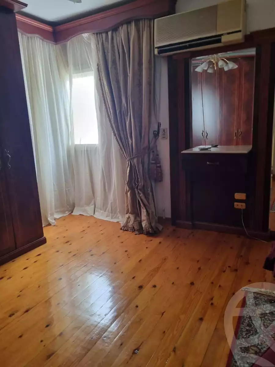https://aqarmap.com.eg/en/listing/6538879-for-rent-cairo-heliopolis-heliopolis-square-mohammed-farid-st