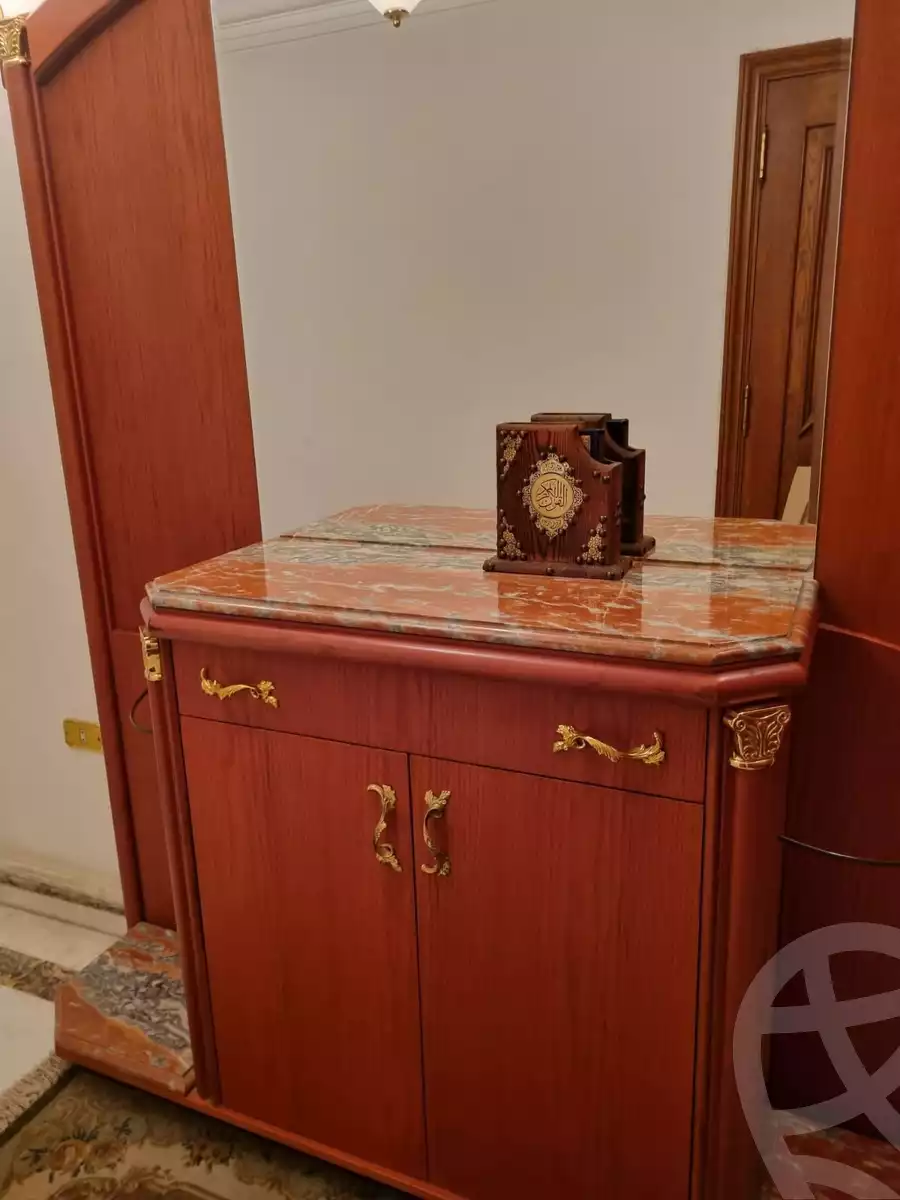 https://aqarmap.com.eg/en/listing/6538879-for-rent-cairo-heliopolis-heliopolis-square-mohammed-farid-st