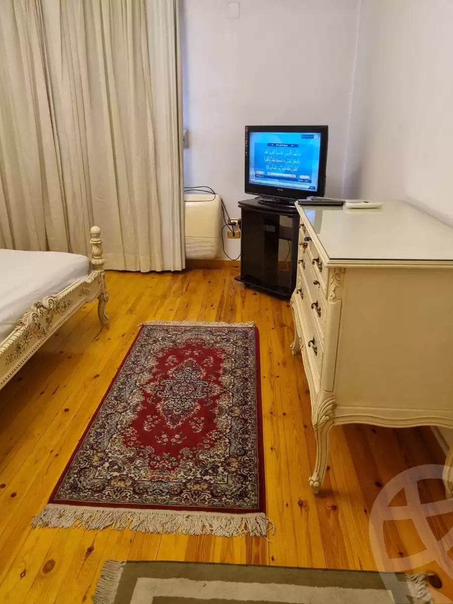 https://aqarmap.com.eg/en/listing/6538879-for-rent-cairo-heliopolis-heliopolis-square-mohammed-farid-st