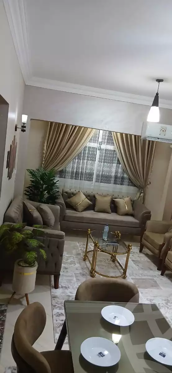 https://aqarmap.com.eg/en/listing/6540431-for-rent-cairo-el-sheikh-zayed-city-compounds-rawdet-zayed