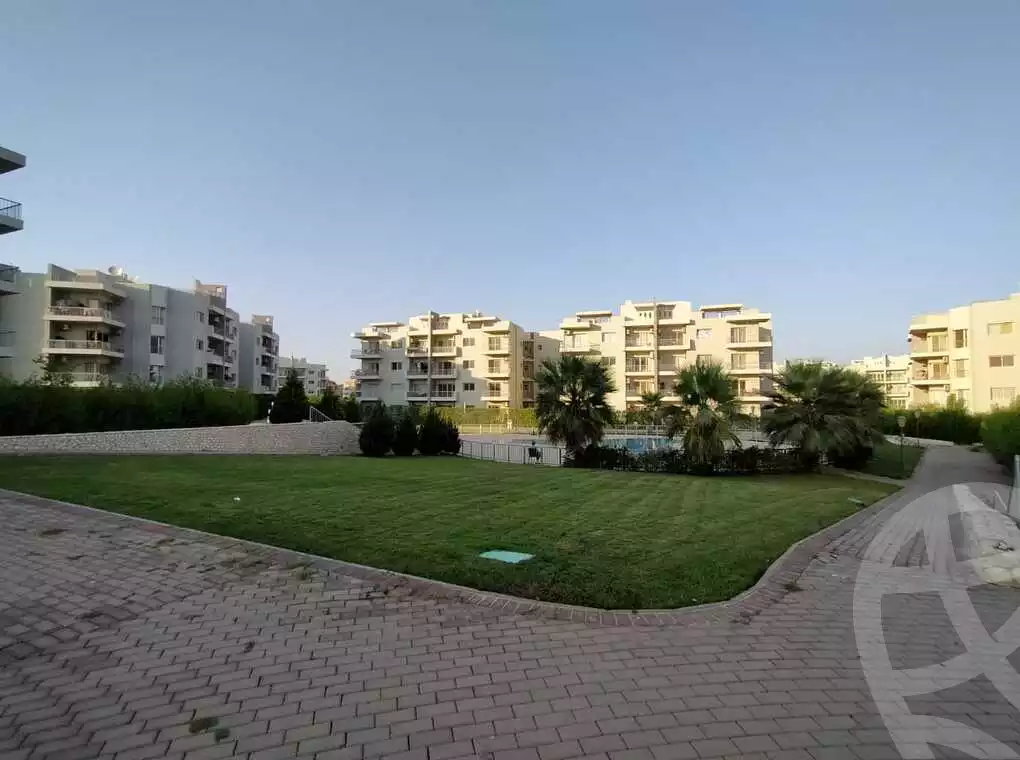 https://aqarmap.com.eg/ar/listing/6542591-for-sale-cairo-el-sheikh-zayed-city-compounds-dh-drys