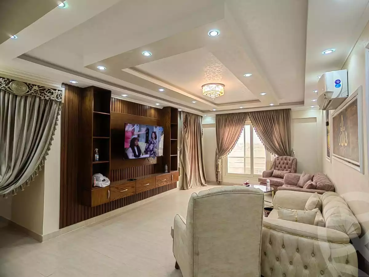 https://aqarmap.com.eg/en/listing/6543001-for-sale-cairo-el-sheikh-zayed-city-compounds-jn-zyd