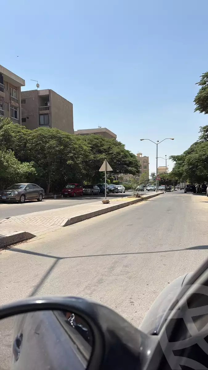 https://aqarmap.com.eg/en/listing/6543106-for-sale-cairo-6th-of-october-mntq-fr-y-b-6-ktwbr