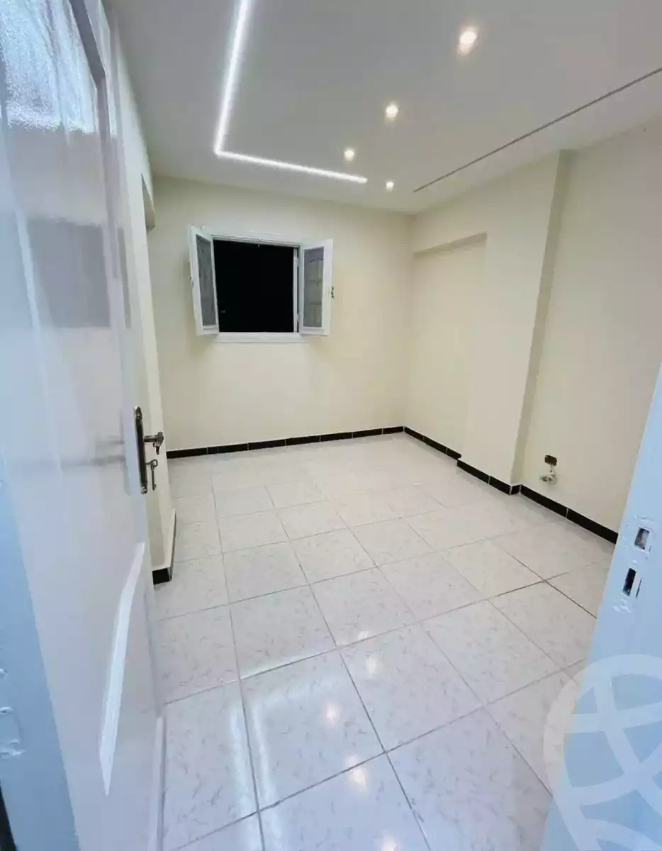 https://aqarmap.com.eg/ar/listing/6546919-for-sale-alexandria-lsywf-shamaa