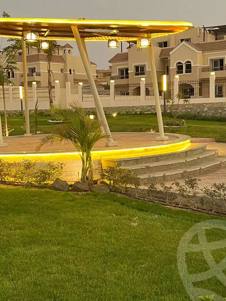 https://aqarmap.com.eg/ar/listing/6548346-for-sale-cairo-el-sheikh-zayed-city-compounds-el-khamayel