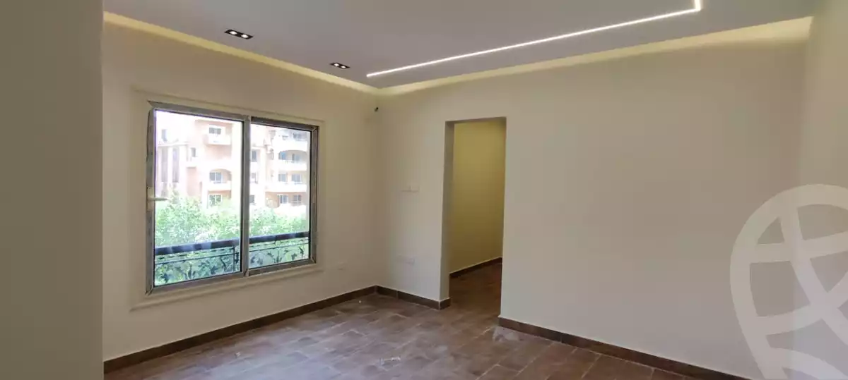 https://aqarmap.com.eg/ar/listing/6548410-for-sale-cairo-el-sheikh-zayed-city-compounds-el-khamayel