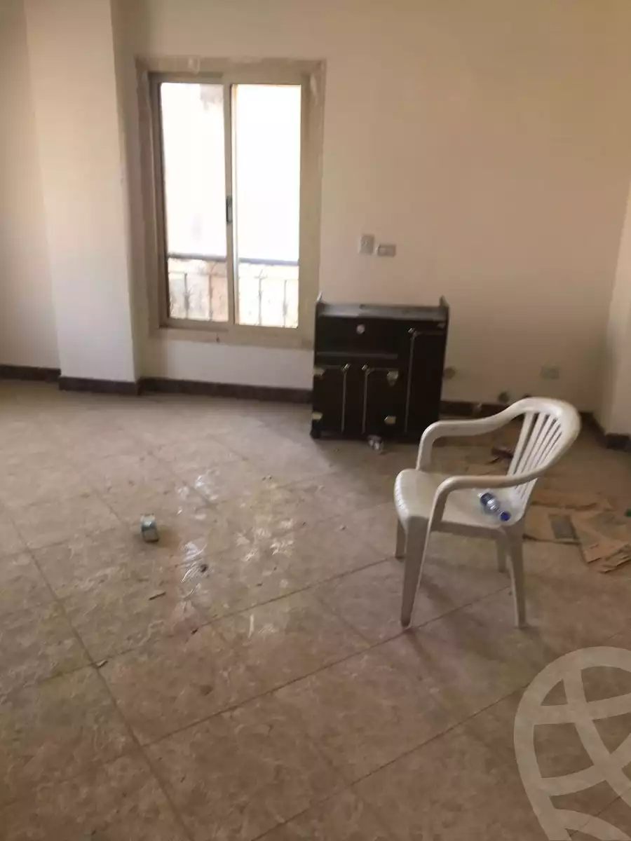https://aqarmap.com.eg/ar/listing/6548807-for-sale-cairo-new-cairo-south-investors-el-nasr-st