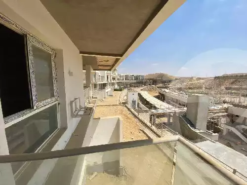 https://aqarmap.com.eg/en/listing/6549621-for-sale-cairo-new-cairo-compounds-mwntn-fyw-y-syty-club-park-mountain-view-icity