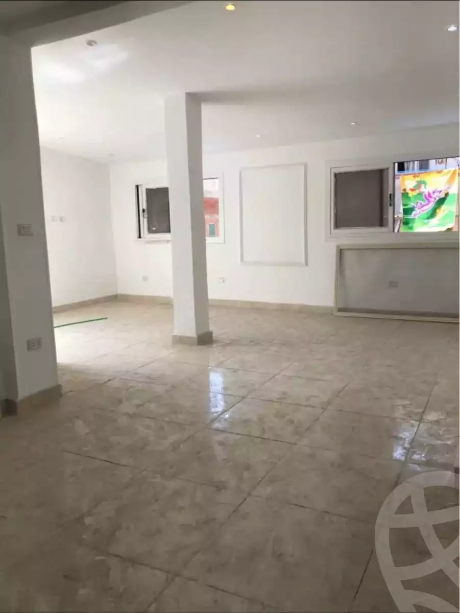https://aqarmap.com.eg/en/listing/6550003-for-sale-alexandria-sydy-bshr-sydy-bshr-bhry