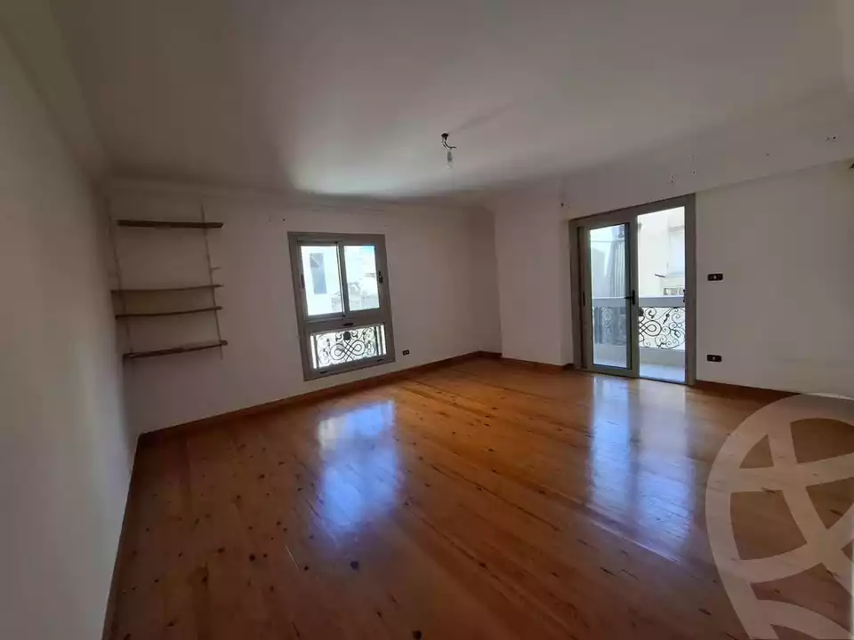 https://aqarmap.com.eg/en/listing/6550292-for-sale-alexandria-ganaklis-shr-bw-qyr-tryq-lhry