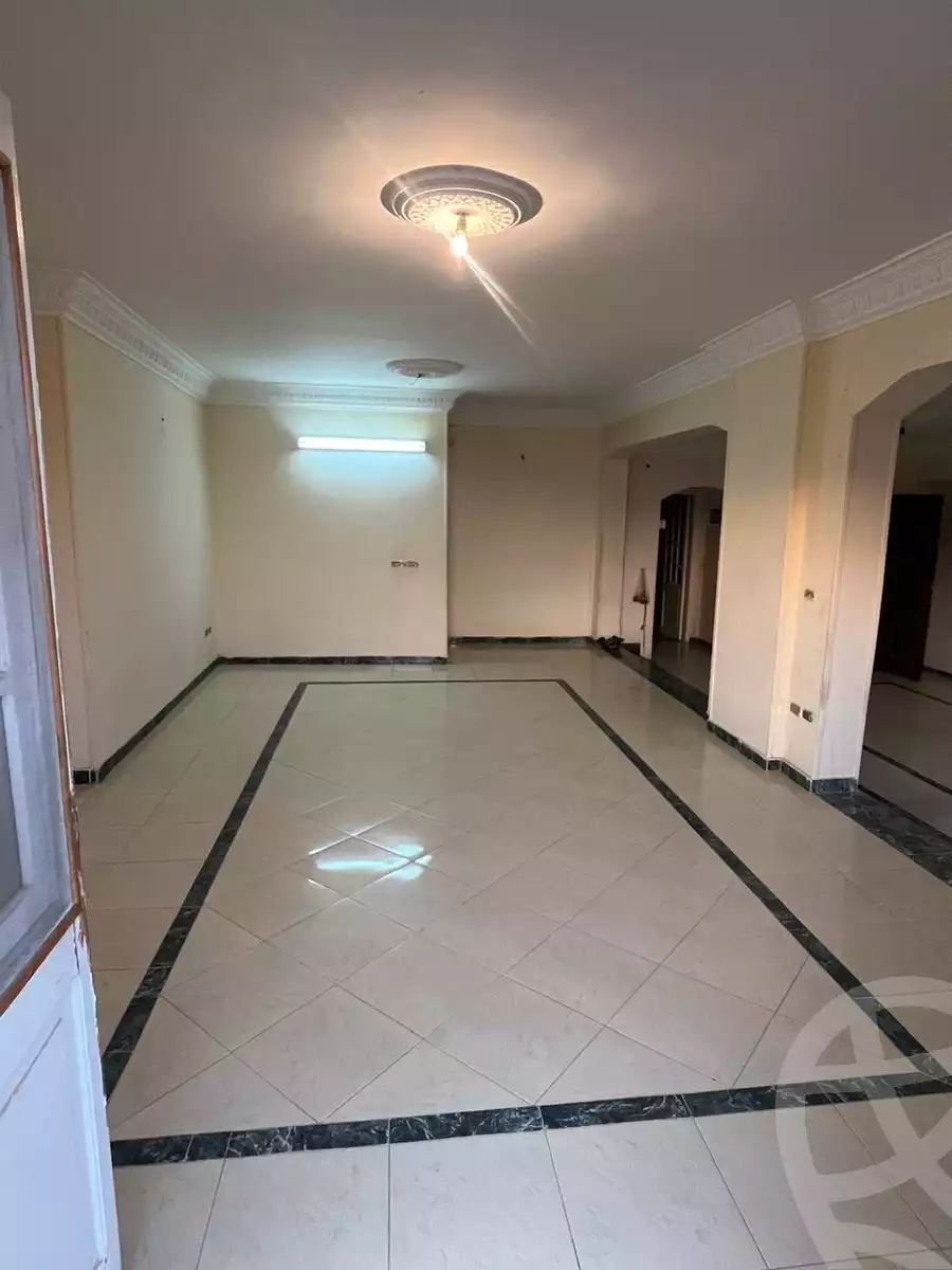 https://aqarmap.com.eg/ar/listing/6550986-for-sale-cairo-6th-of-october-el-ahyaa-neighborhood-3rd-al-hay-al-thalith-st