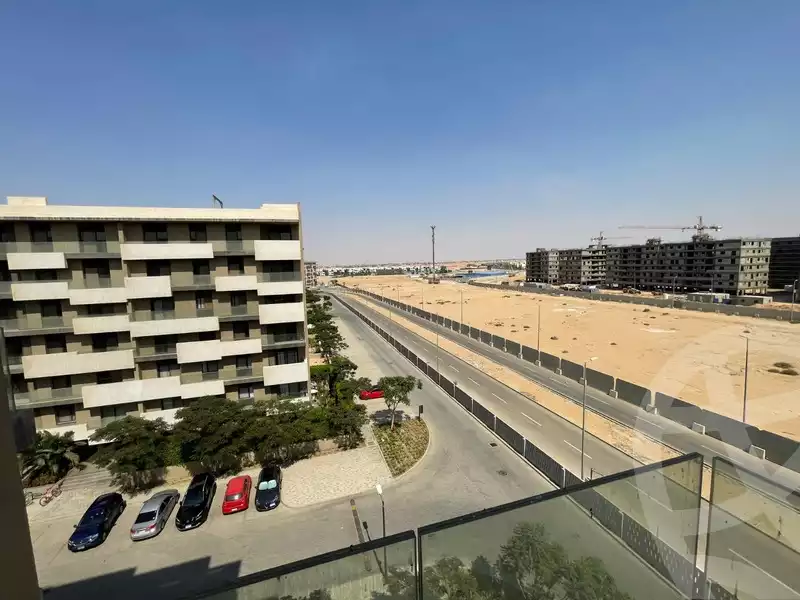 https://aqarmap.com.eg/ar/listing/6551193-for-sale-cairo-el-shorouk-compounds-al-burouj-compound-imkan