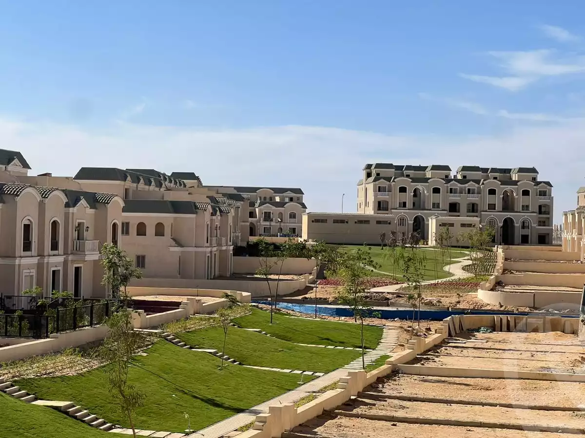 https://aqarmap.com.eg/en/listing/6551435-for-sale-cairo-new-cairo-lmstqbl-syty-compounds-lavenir