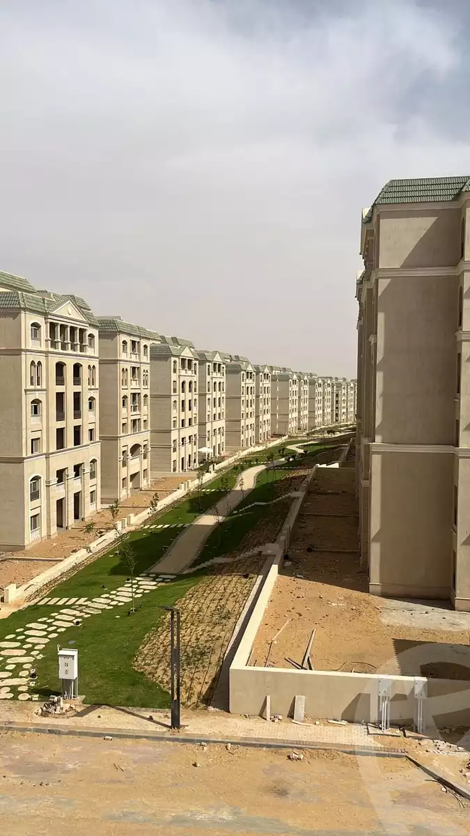https://aqarmap.com.eg/ar/listing/6551792-for-sale-cairo-new-cairo-lmstqbl-syty-compounds-lavenir