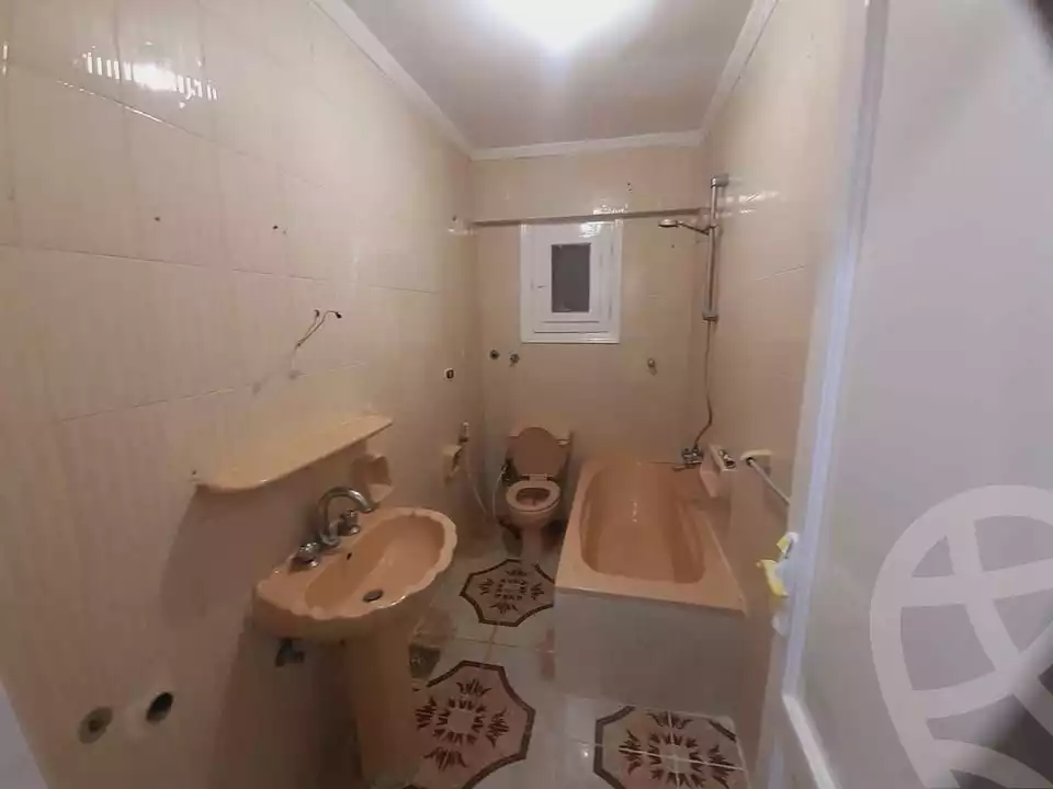 https://aqarmap.com.eg/en/listing/6551966-for-sale-alexandria-l-jmy-shataa-el-nakheel